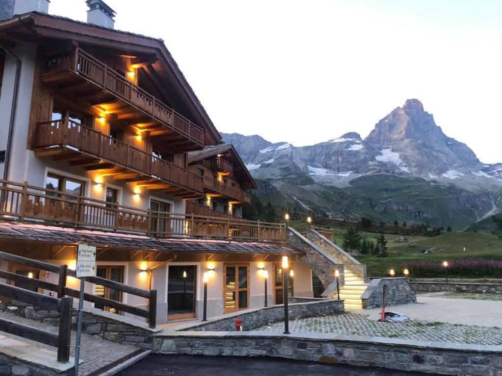 3 3* Breuil-Cervinia